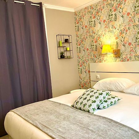 Hotel Lou Marques Saintes-Maries-de-la-Mer Zewnętrze zdjęcie