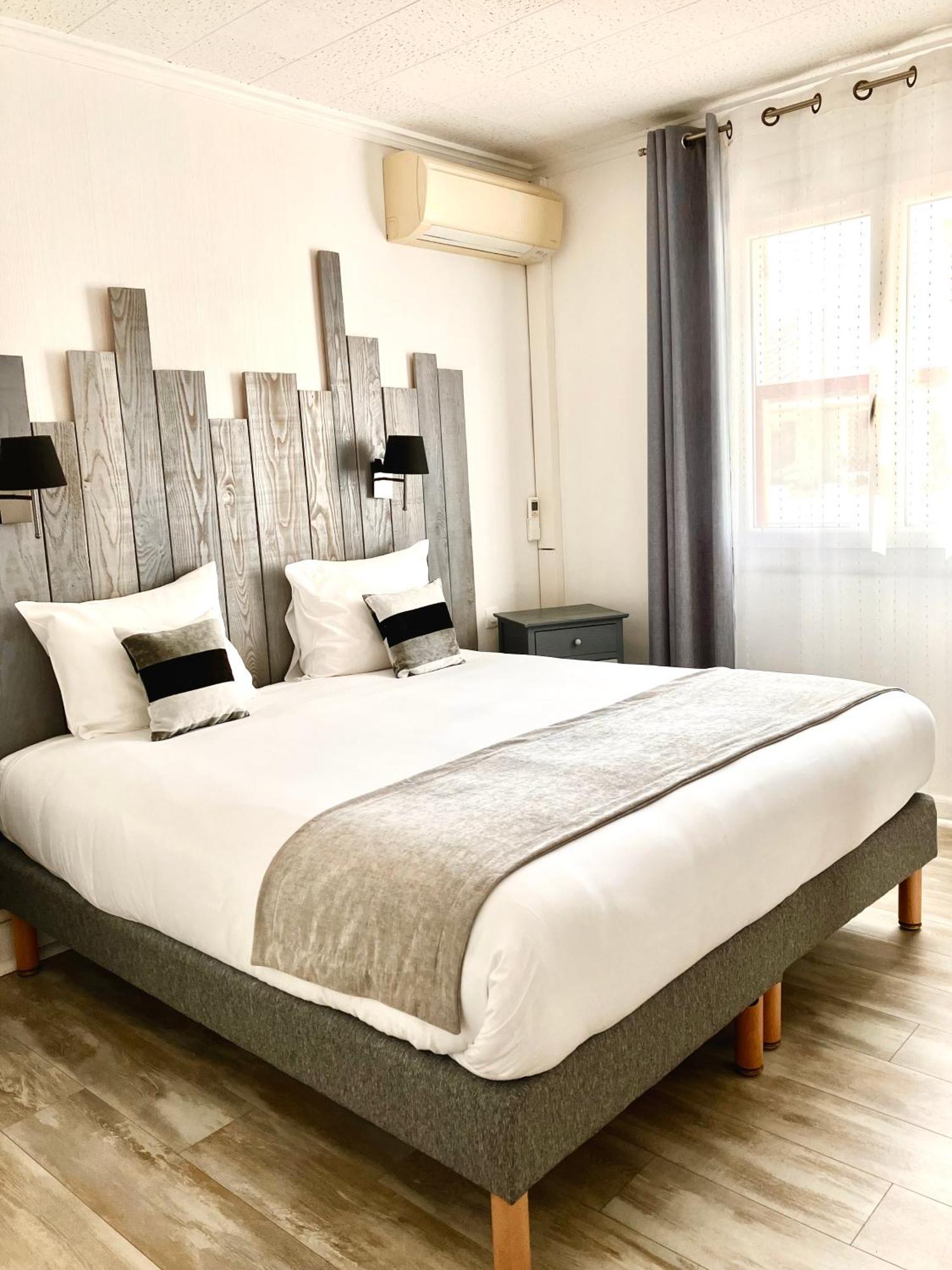 Hotel Lou Marques Saintes-Maries-de-la-Mer Zewnętrze zdjęcie
